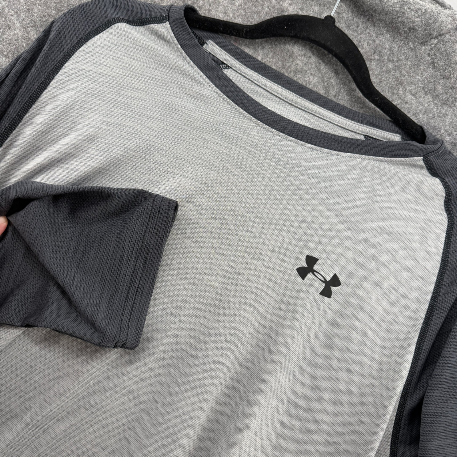Under Armour Baseball Tee Men Xl Grey Raglan 3/4 Sleeve Performance Shirt